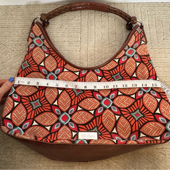 Nine West 70’s vibe hobo purse - Picture 12 of 13